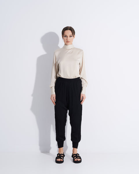 Black Low Pockets Trousers